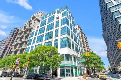 2415 Queens Plaza #6B