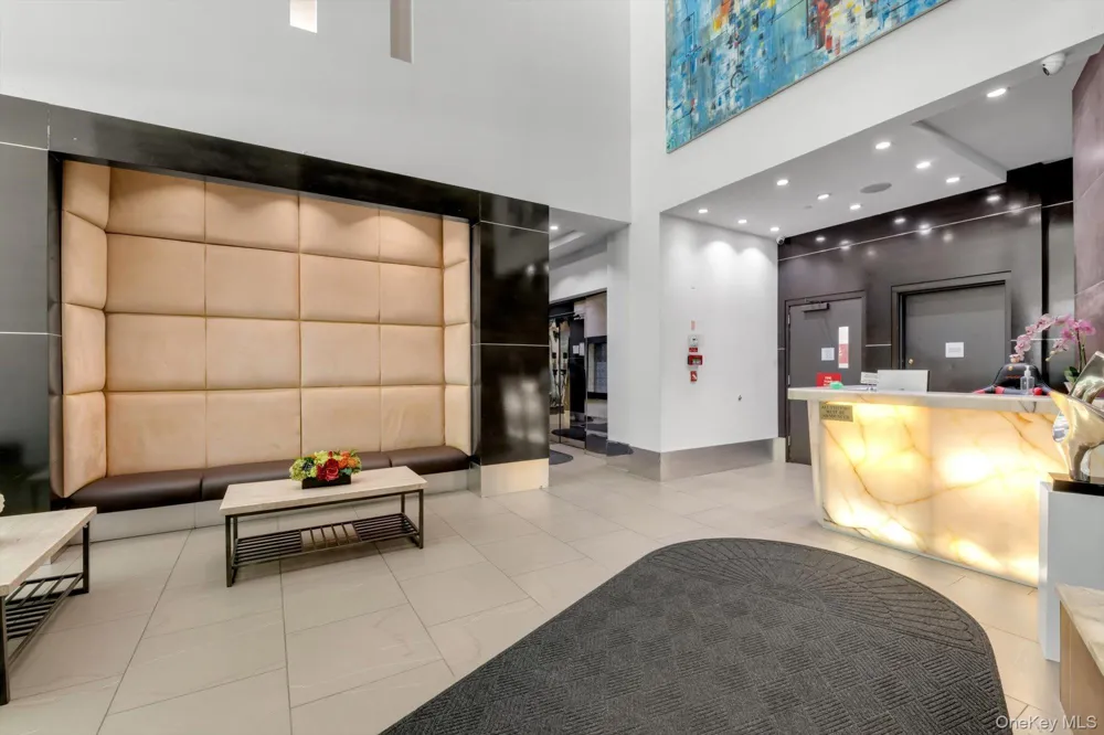 2415 Queens Plaza #6B Long Island City, NY 11101