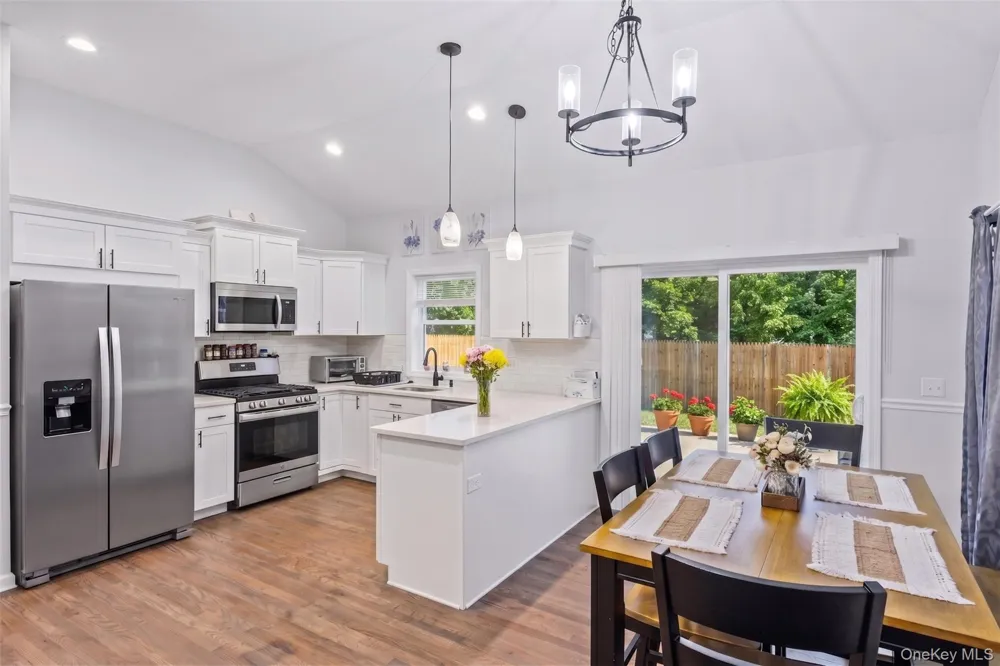 20 Cedar Road E Mastic Beach, NY 11951