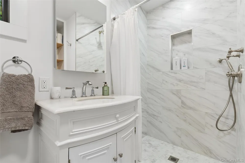 1350 Brick Kiln Road Sag Harbor, NY 11963