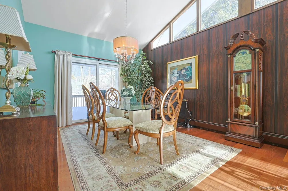 7 Lorenz Drive Valhalla, NY 10595