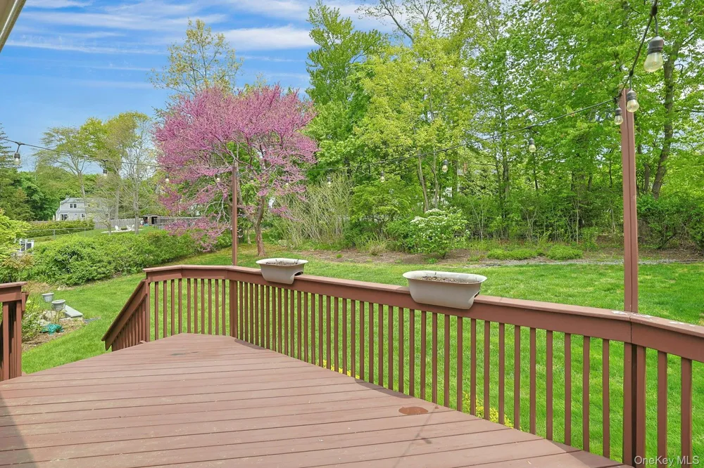 7 Lorenz Drive Valhalla, NY 10595