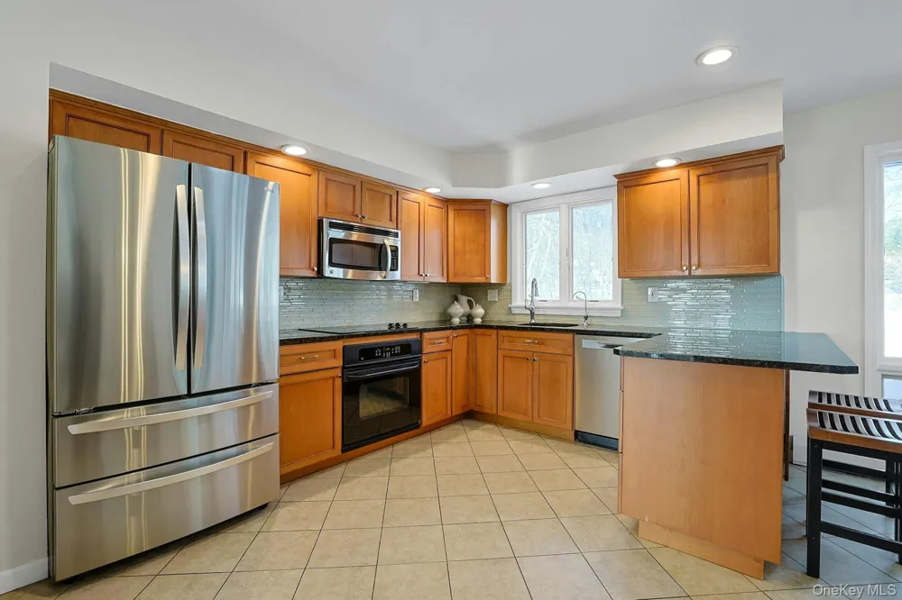 7 Lorenz Drive Valhalla, NY 10595