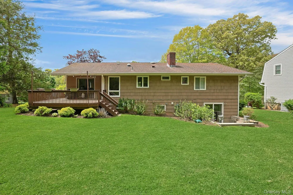 7 Lorenz Drive Valhalla, NY 10595