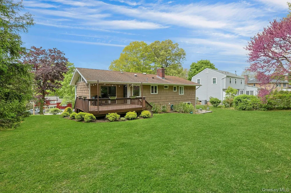 7 Lorenz Drive Valhalla, NY 10595