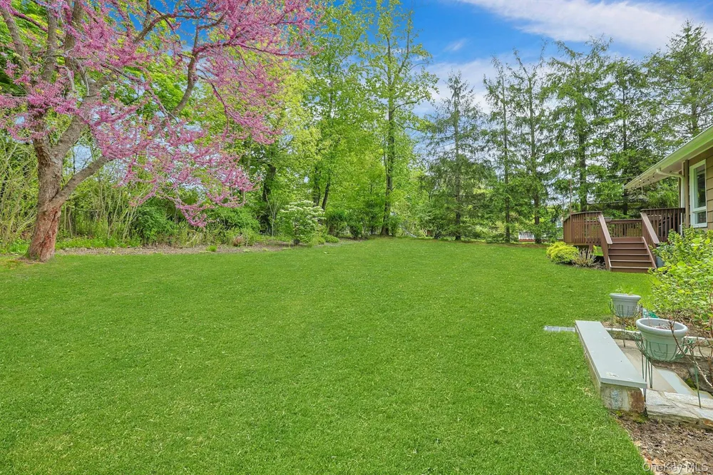 7 Lorenz Drive Valhalla, NY 10595