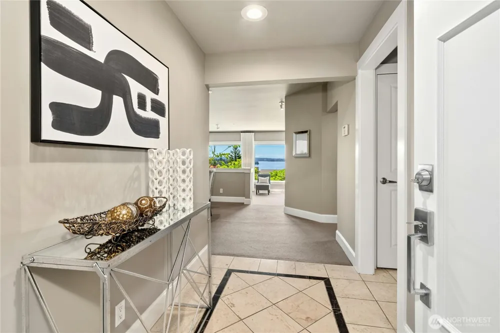 5404 Lake Washington Boulevard NE #B Kirkland, WA 98033