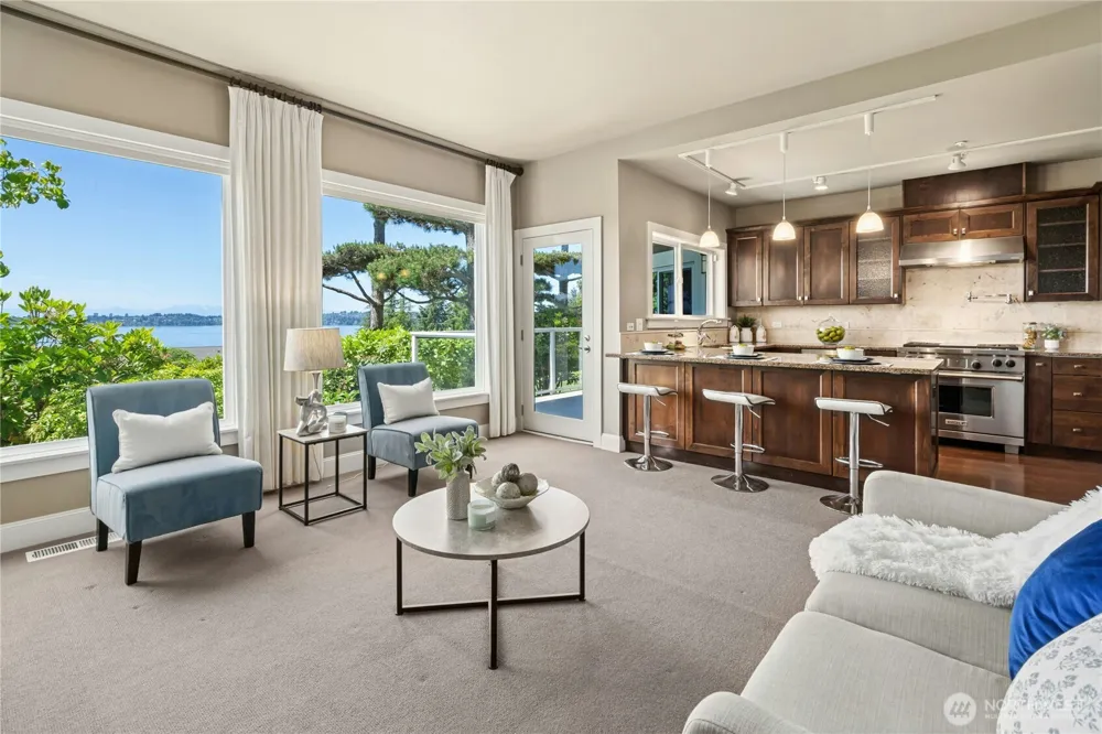 5404 Lake Washington Boulevard NE #B Kirkland, WA 98033