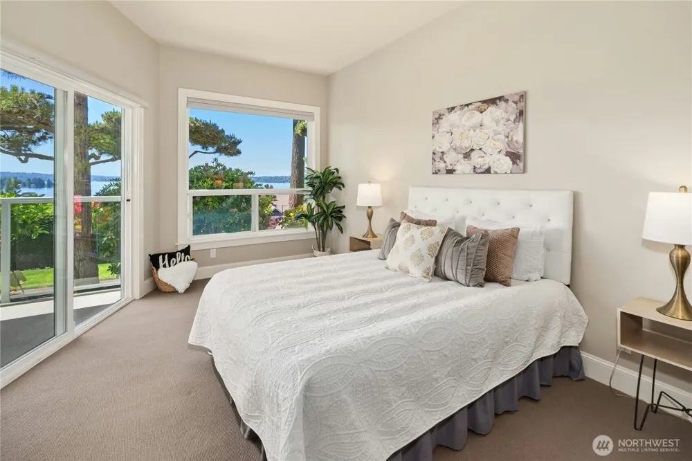 5404 Lake Washington Boulevard NE #B Kirkland, WA 98033