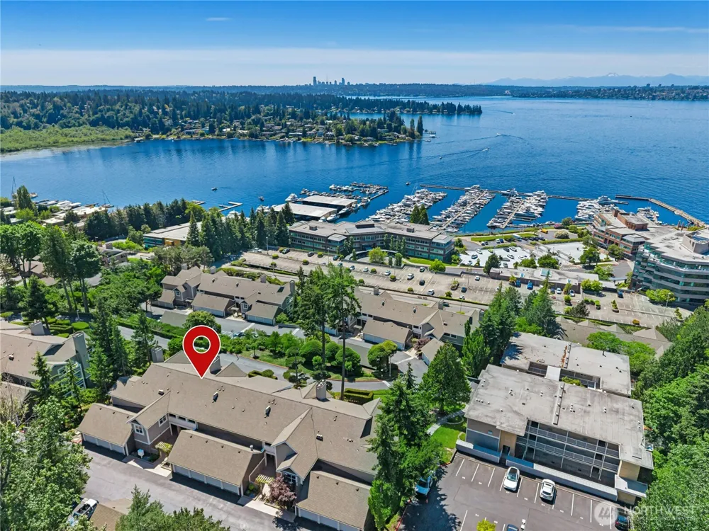5404 Lake Washington Boulevard NE #B Kirkland, WA 98033
