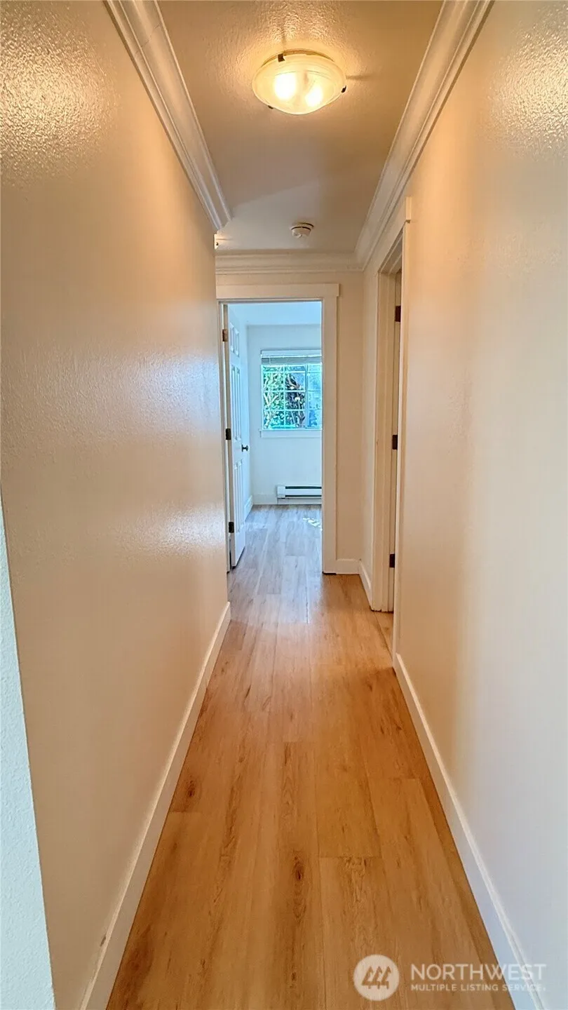 28704 18th Avenue S #V102 Federal Way, WA 98003