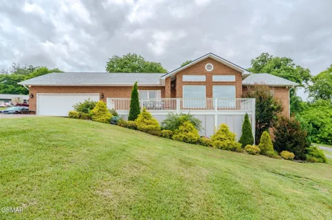 940 Hilltop Lane