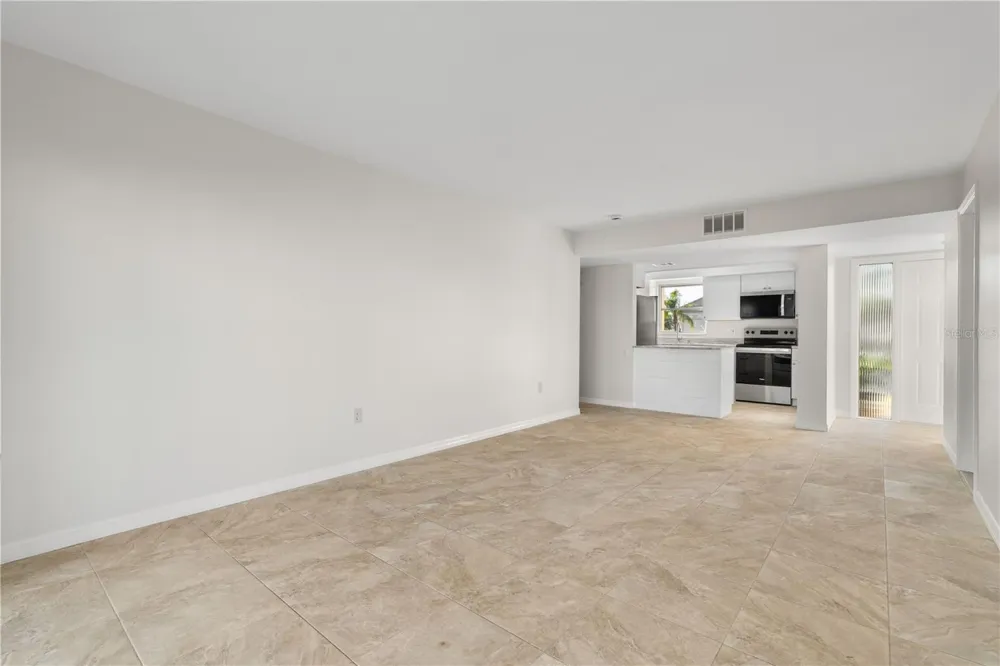 1080 BAL HARBOR BOULEVARD #11B Punta Gorda, FL 33950
