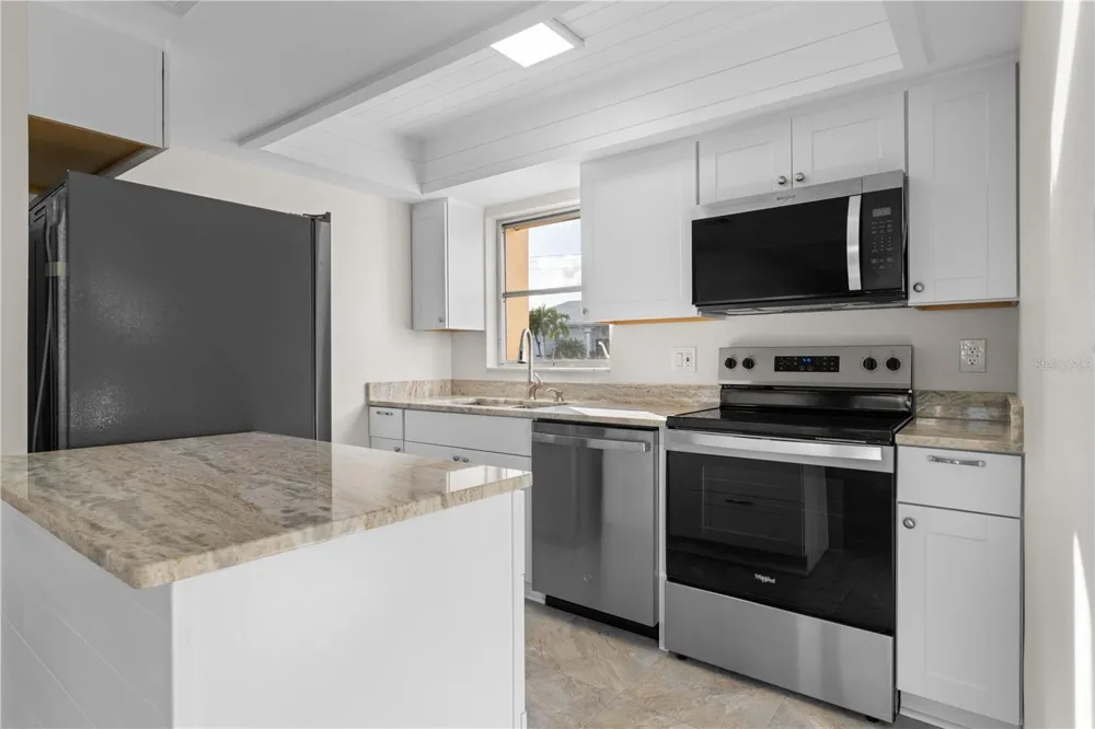 1080 BAL HARBOR BOULEVARD #11B Punta Gorda, FL 33950