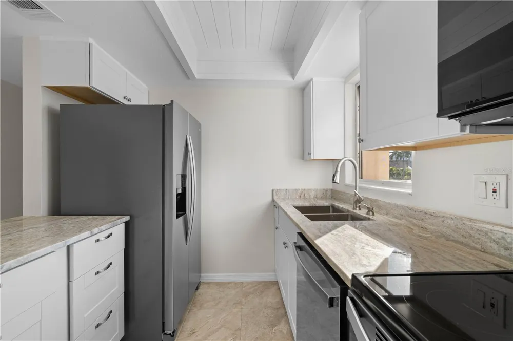 1080 BAL HARBOR BOULEVARD #11B Punta Gorda, FL 33950