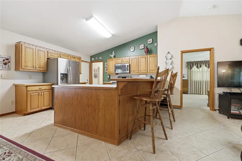 561 SE 28TH STREET Melrose, FL 32666