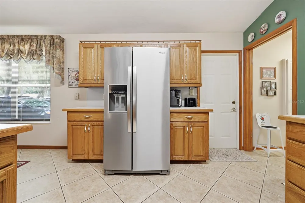 561 SE 28TH STREET Melrose, FL 32666