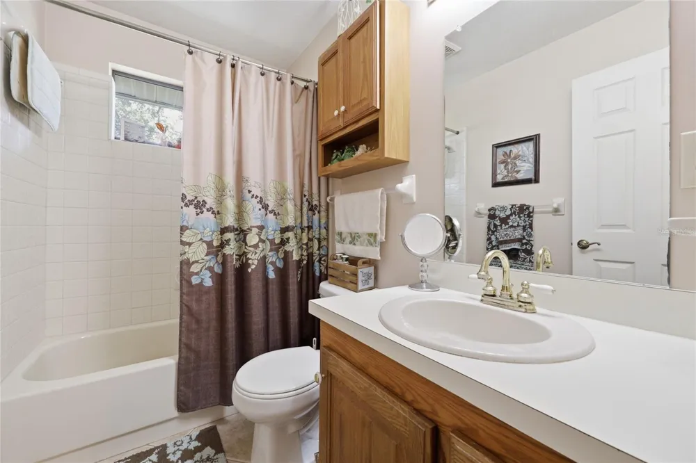 561 SE 28TH STREET Melrose, FL 32666
