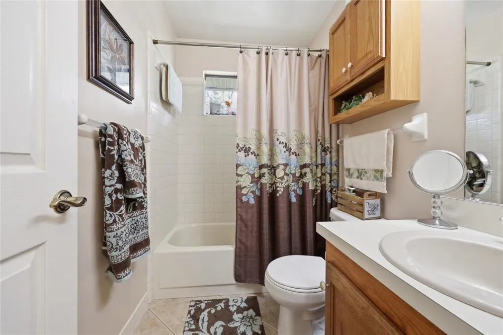 561 SE 28TH STREET Melrose, FL 32666