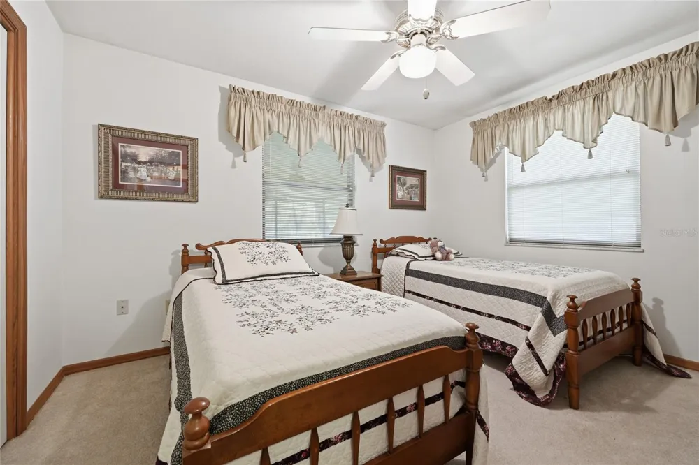561 SE 28TH STREET Melrose, FL 32666