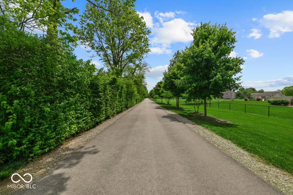 9893 Slater Drive McCordsville, IN 46055