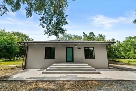 151 Horse Club Ave