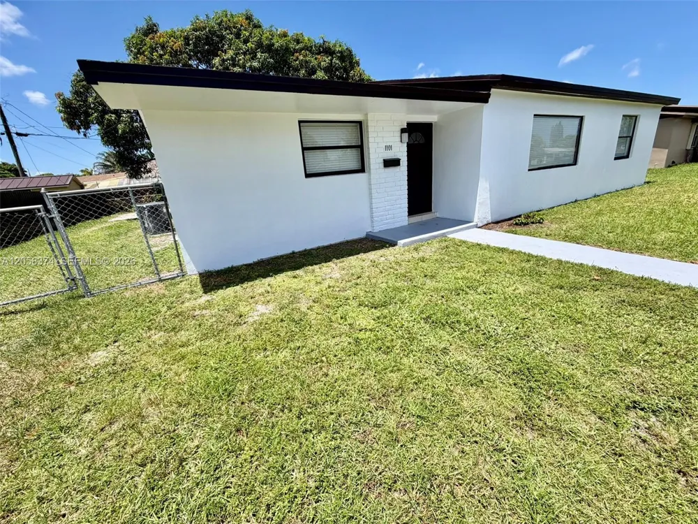 1101 NW 201st St Miami Gardens, FL 33169
