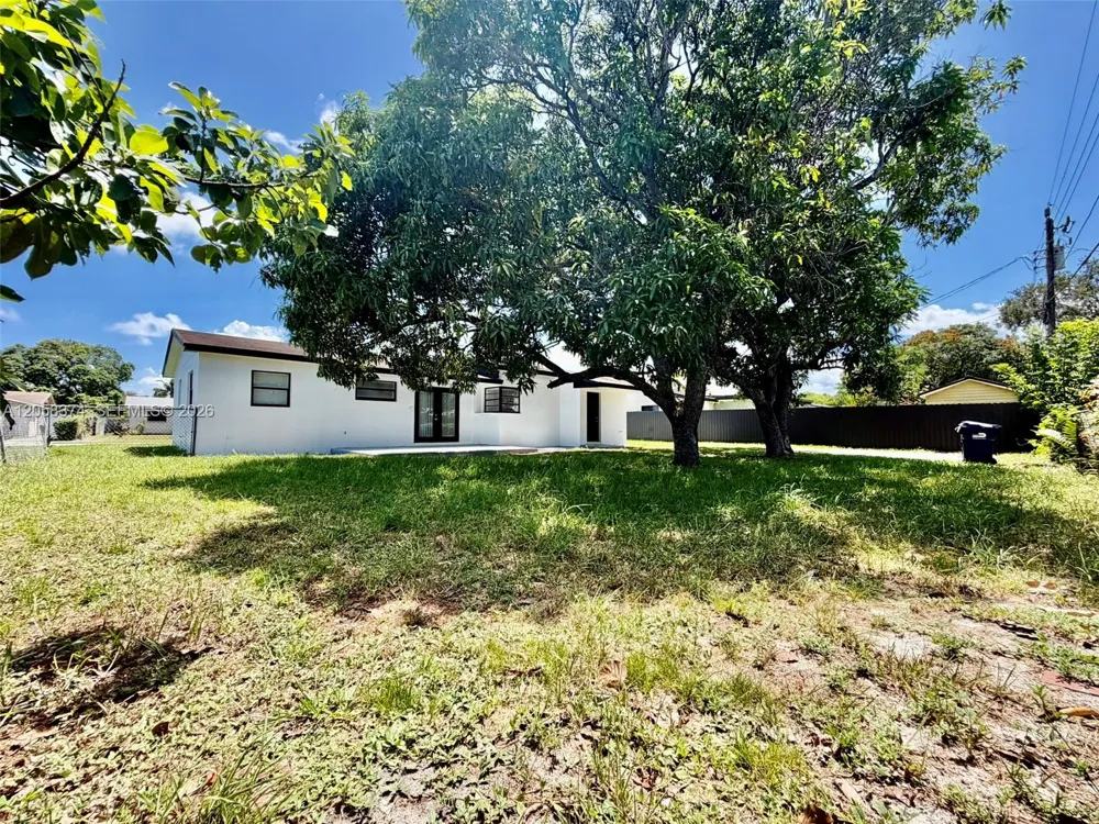 1101 NW 201st St Miami Gardens, FL 33169