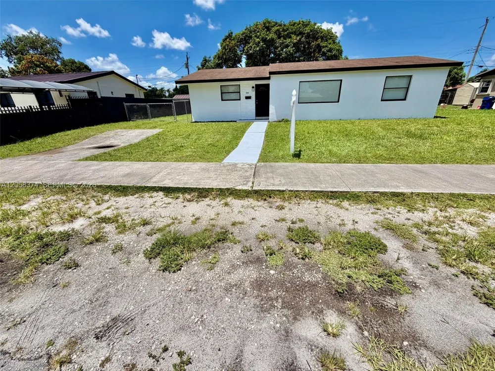1101 NW 201st St Miami Gardens, FL 33169