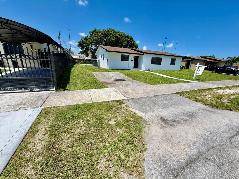 1101 NW 201st St Miami Gardens, FL 33169