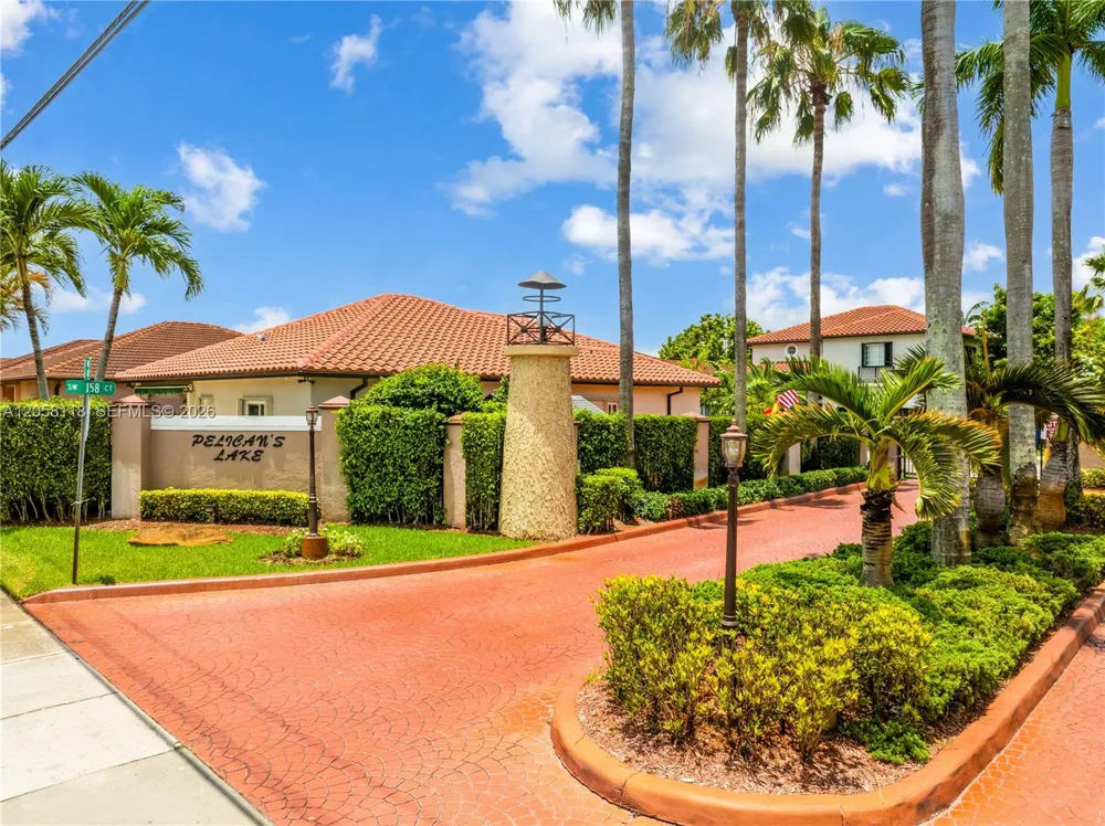 15819 SW 54th Ter Miami, FL 33185
