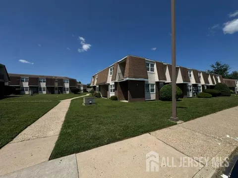 21 Florence Tollgate Place