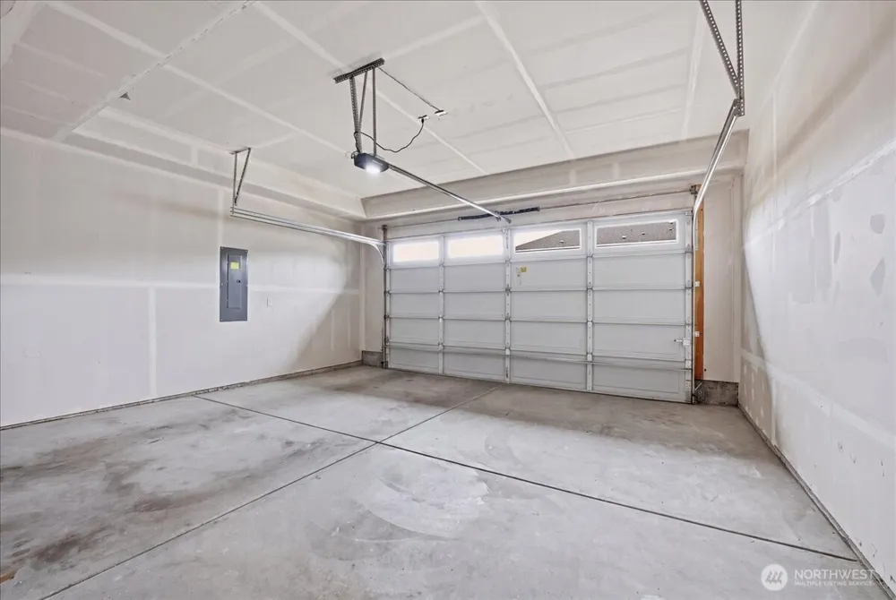 16005 57th Avenue W Edmonds, WA 98026