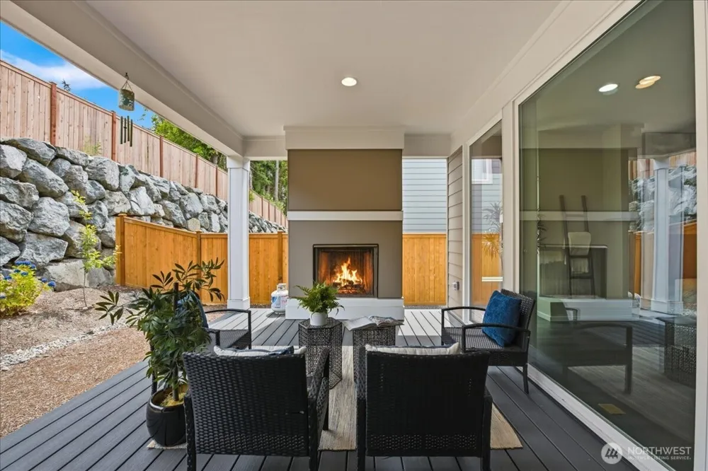 16005 57th Avenue W Edmonds, WA 98026