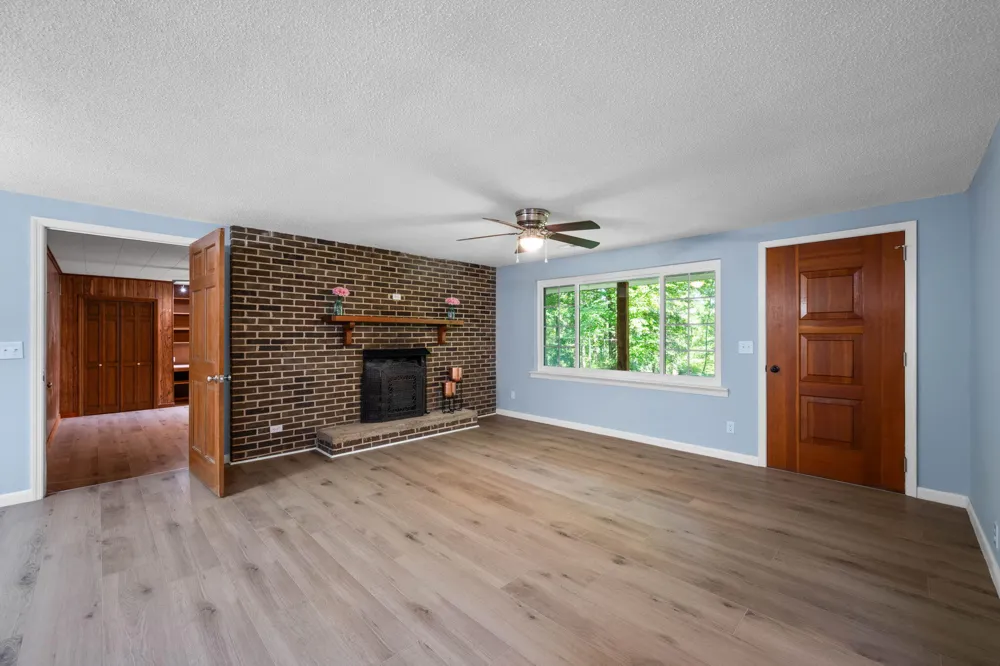 1688 Ga 136 Trenton, GA 30752