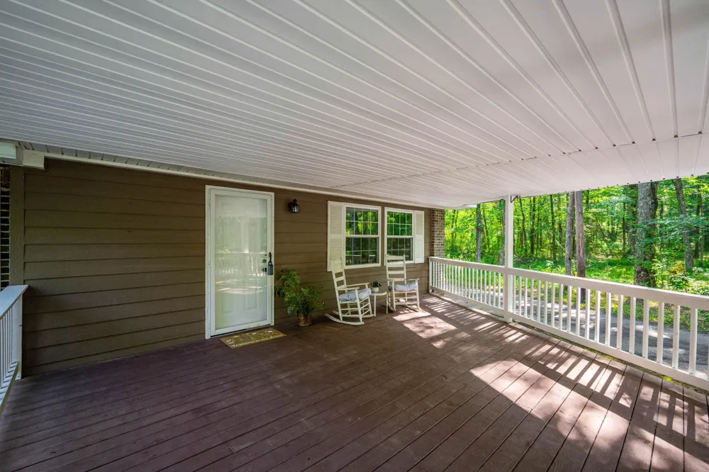 1688 Ga 136 Trenton, GA 30752