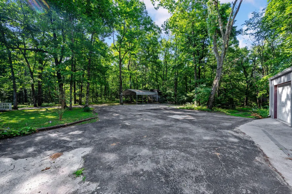 1688 Ga 136 Trenton, GA 30752