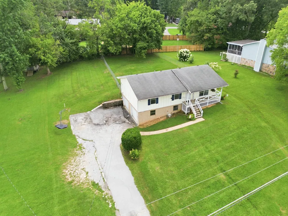 9008 Birchwood Pike Harrison, TN 37341