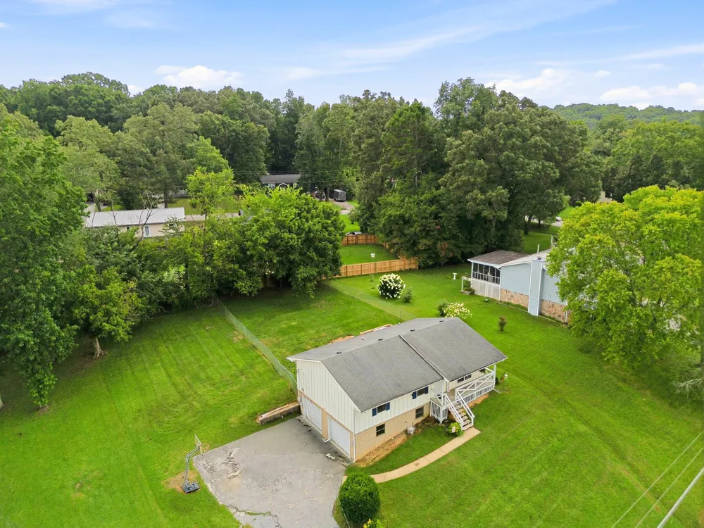 9008 Birchwood Pike Harrison, TN 37341