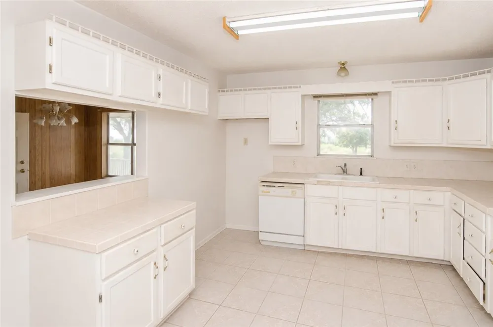 435 County Road 369 Sandia, TX 78383