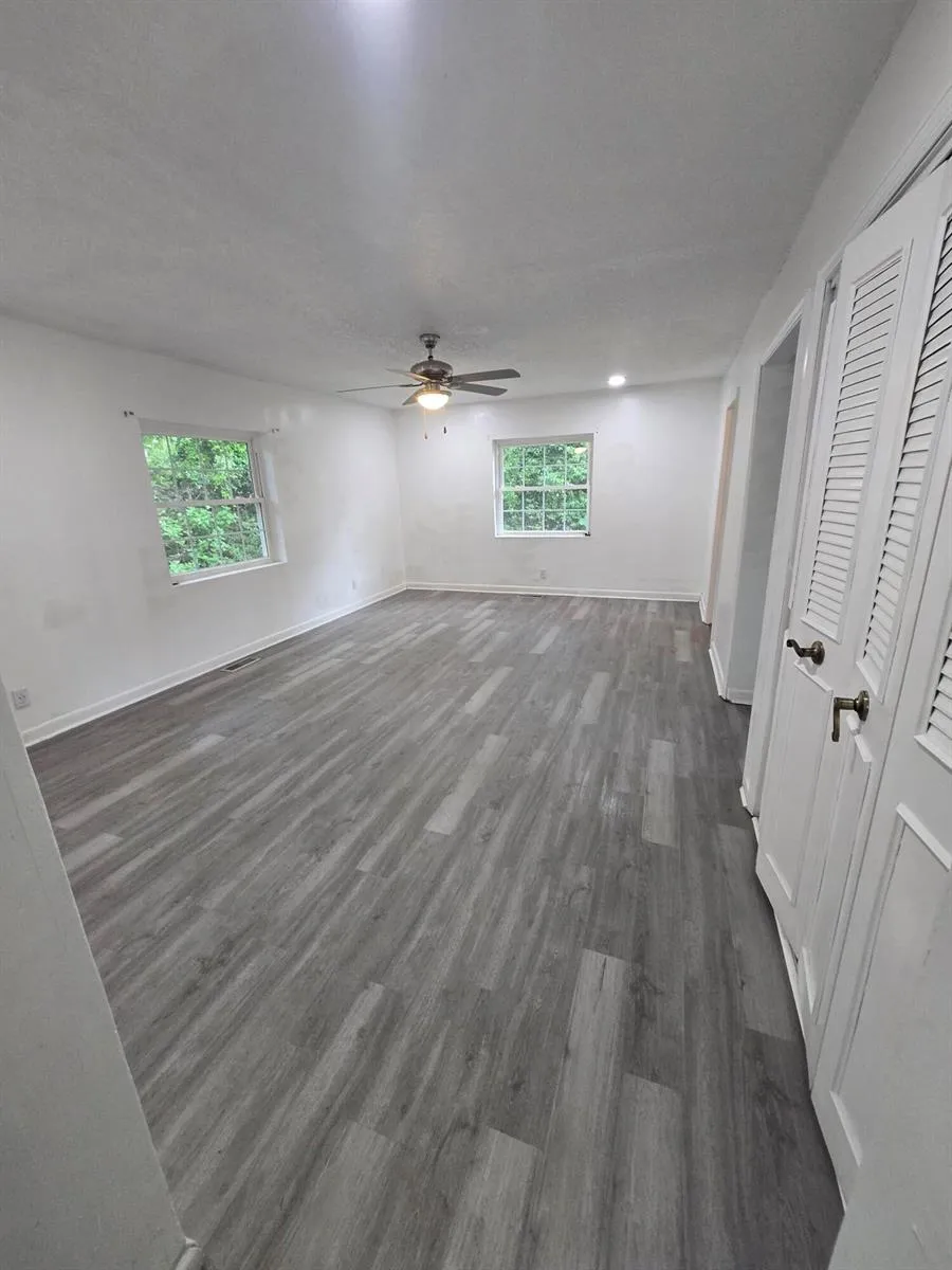 8305 HOGAN ROAD Jacksonville, FL 32216