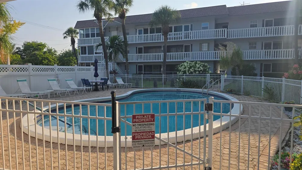 1965 SE 5TH COURT #104 Pompano Beach, FL 33060