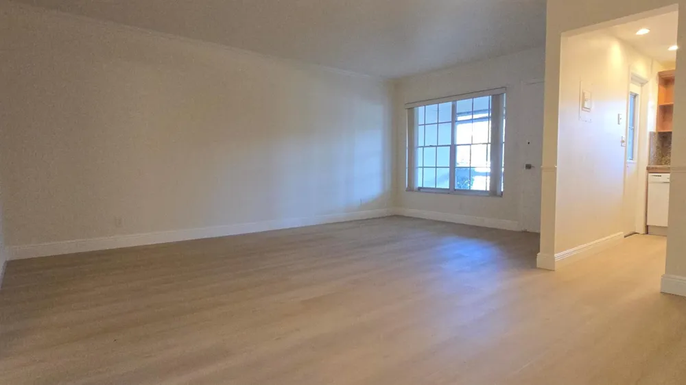 1965 SE 5TH COURT #104 Pompano Beach, FL 33060