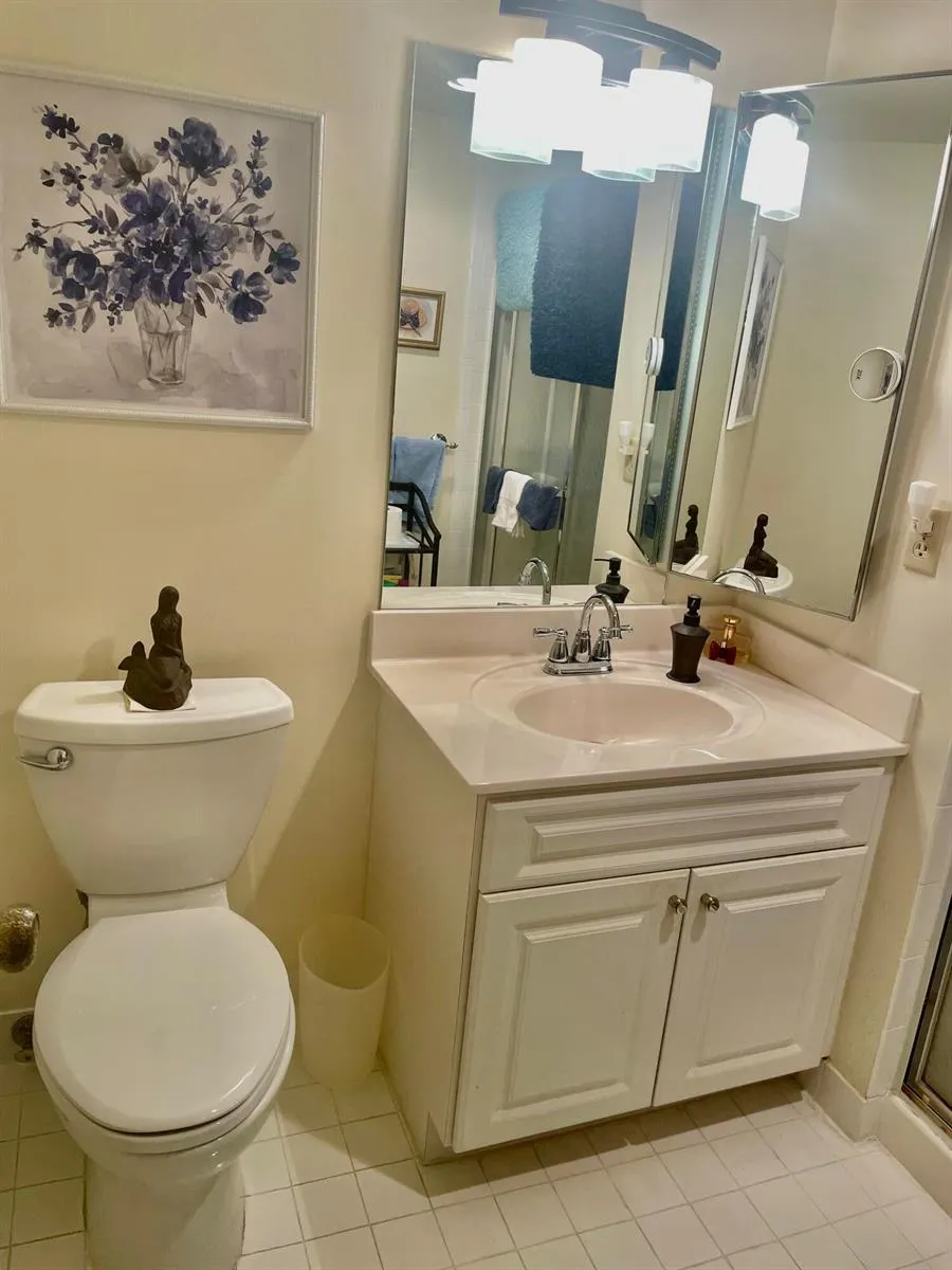 1 WESTGATE LANE #1B Boynton Beach, FL 33436