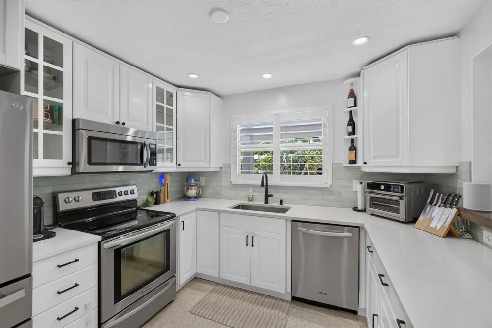 213 Fordham Drive Lake Worth, FL 33460