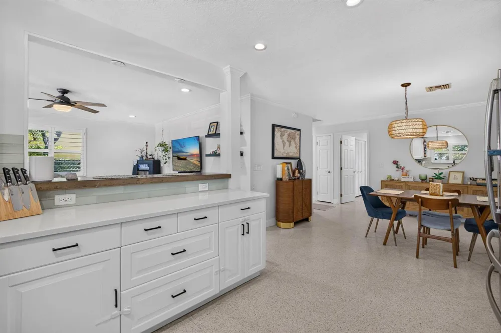 213 Fordham Drive Lake Worth, FL 33460