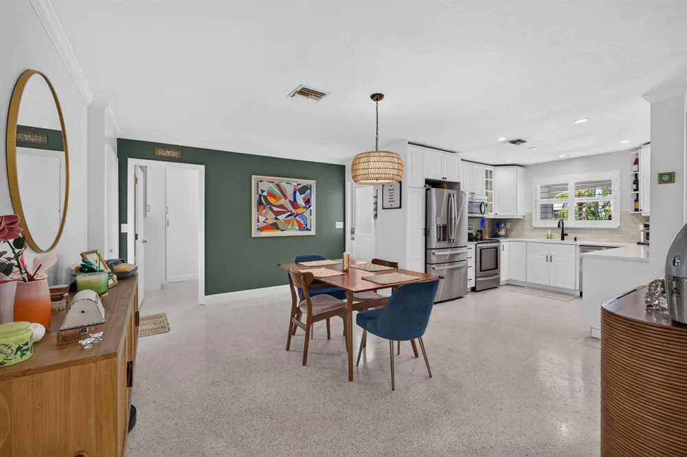 213 Fordham Drive Lake Worth, FL 33460