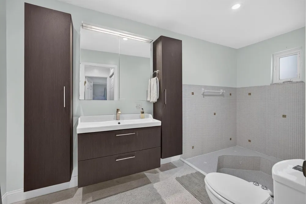 213 Fordham Drive Lake Worth, FL 33460