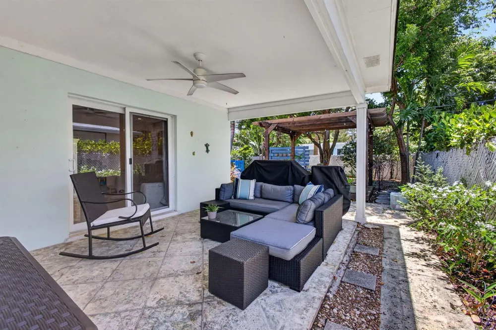 213 Fordham Drive Lake Worth, FL 33460