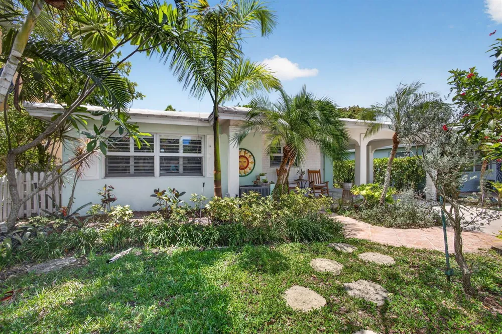 213 Fordham Drive Lake Worth, FL 33460